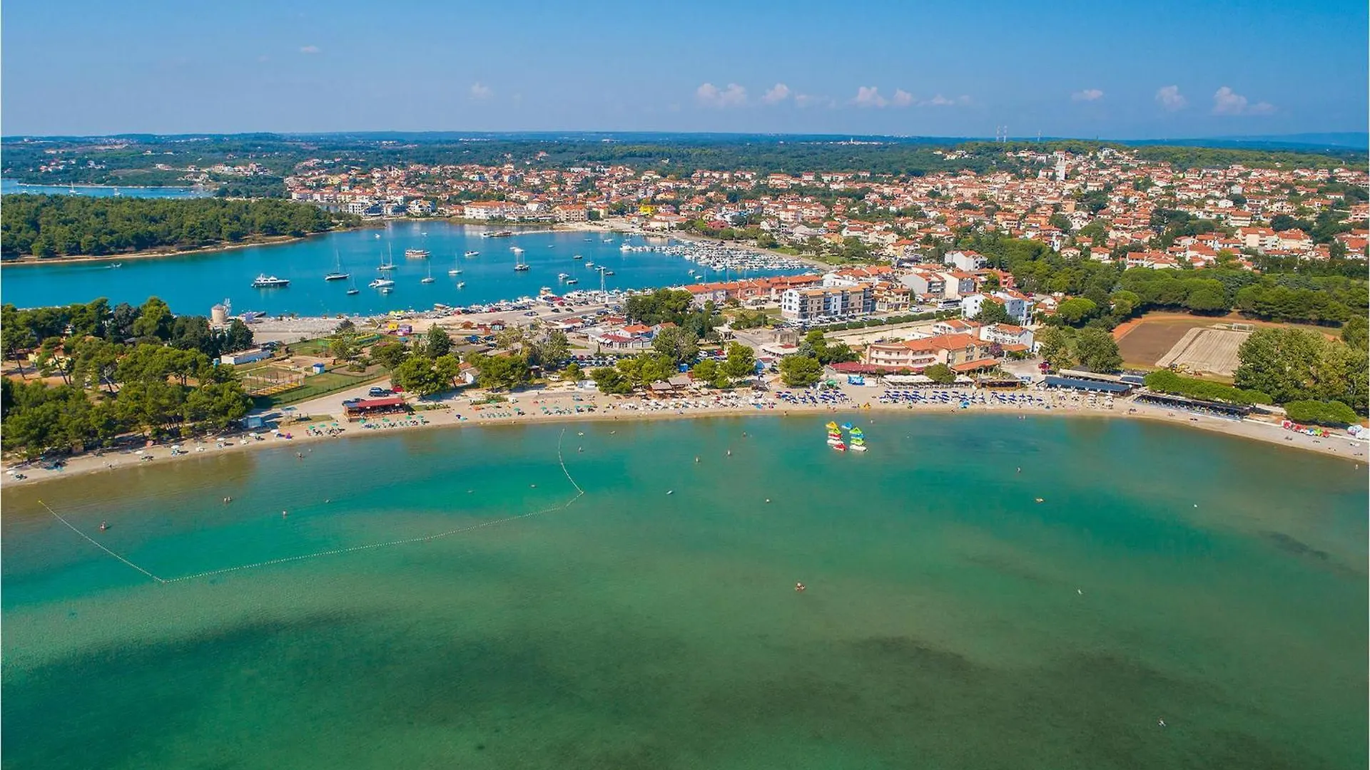 Gorgeous Apartment In Medulin With Wifi 0*,